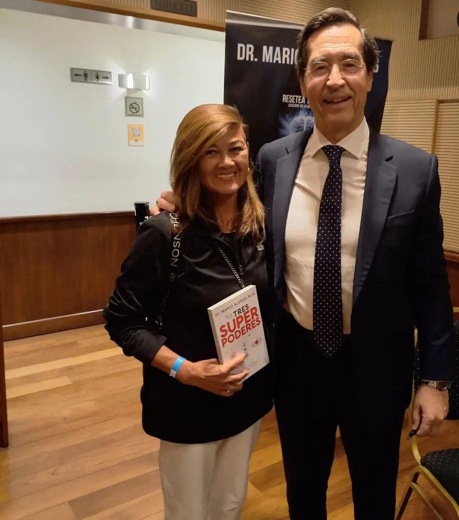 Con el Dr. Mario Alonso Puig. Neurocientífico coach, egresado de la universidad de Harvard